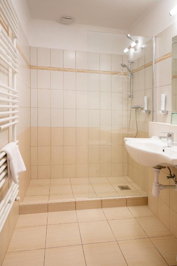 Aquasol Resort Mosonmagyaróvár 外观 照片